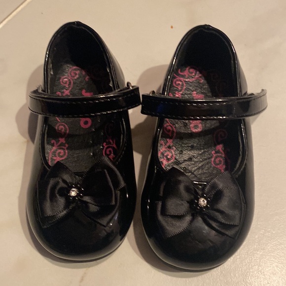 Michael Kors toddler shoes - Picture 6 of 12